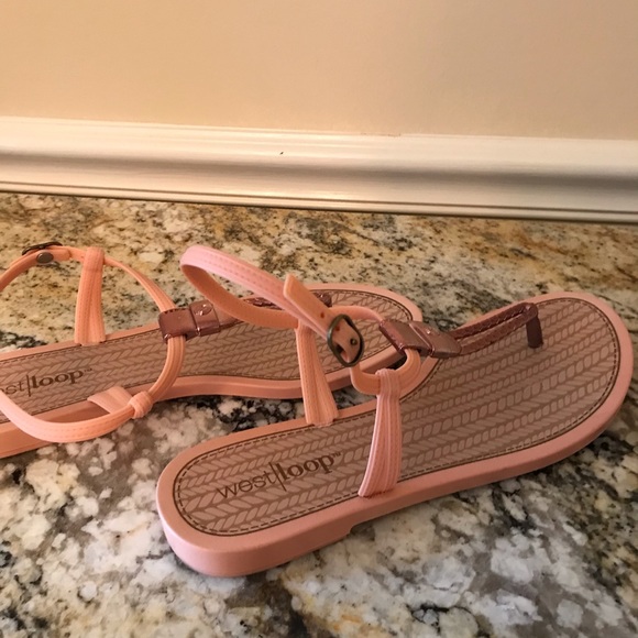 West loop sandals size 8 - Picture 10 of 10
